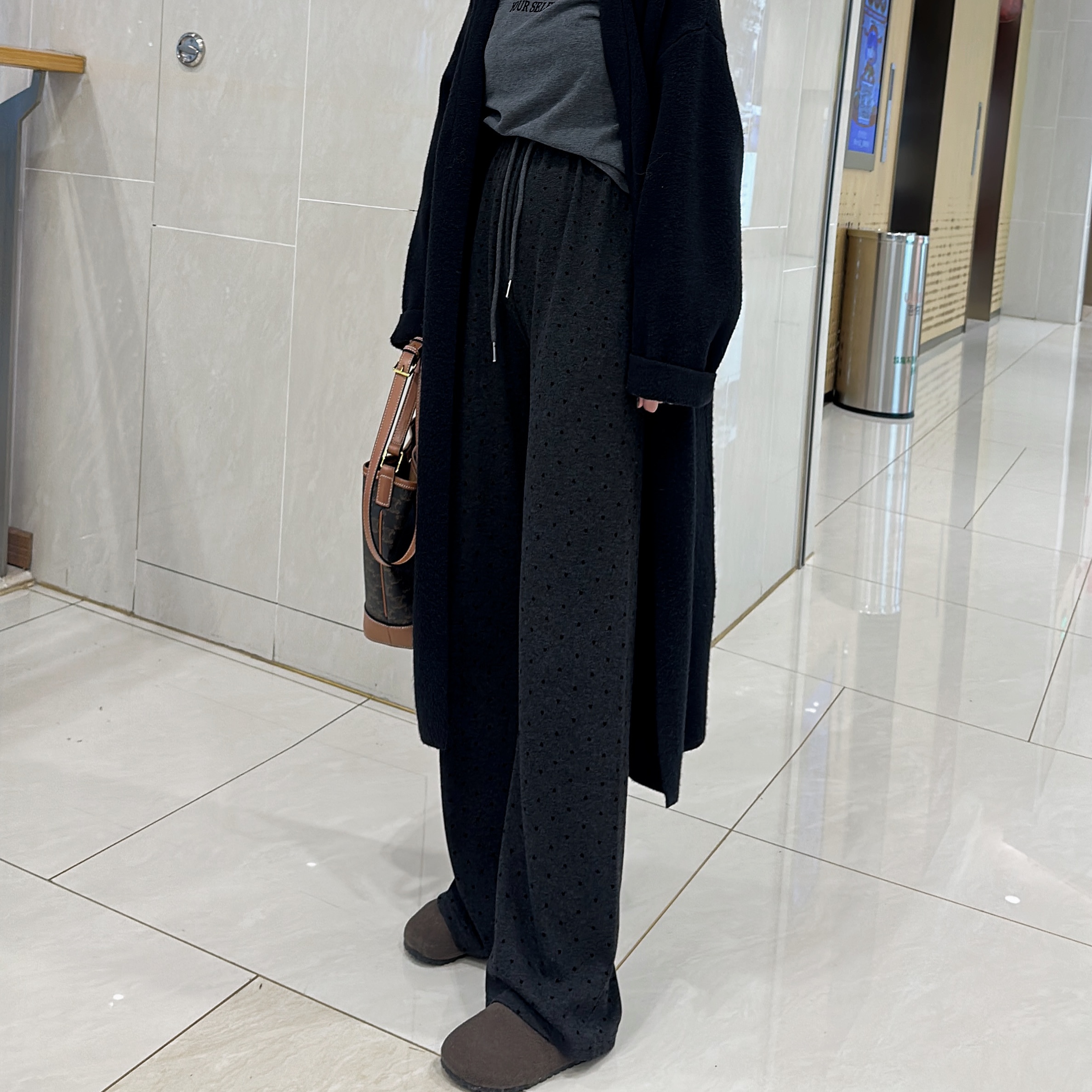 软糯波点慵懒垂坠感显瘦直筒休闲阔腿裤