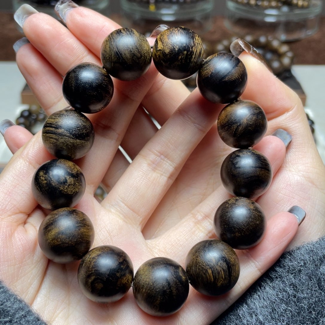 沉香手串火**！越南芽庄白奇楠爆满虎皮纹瘤疤1.8