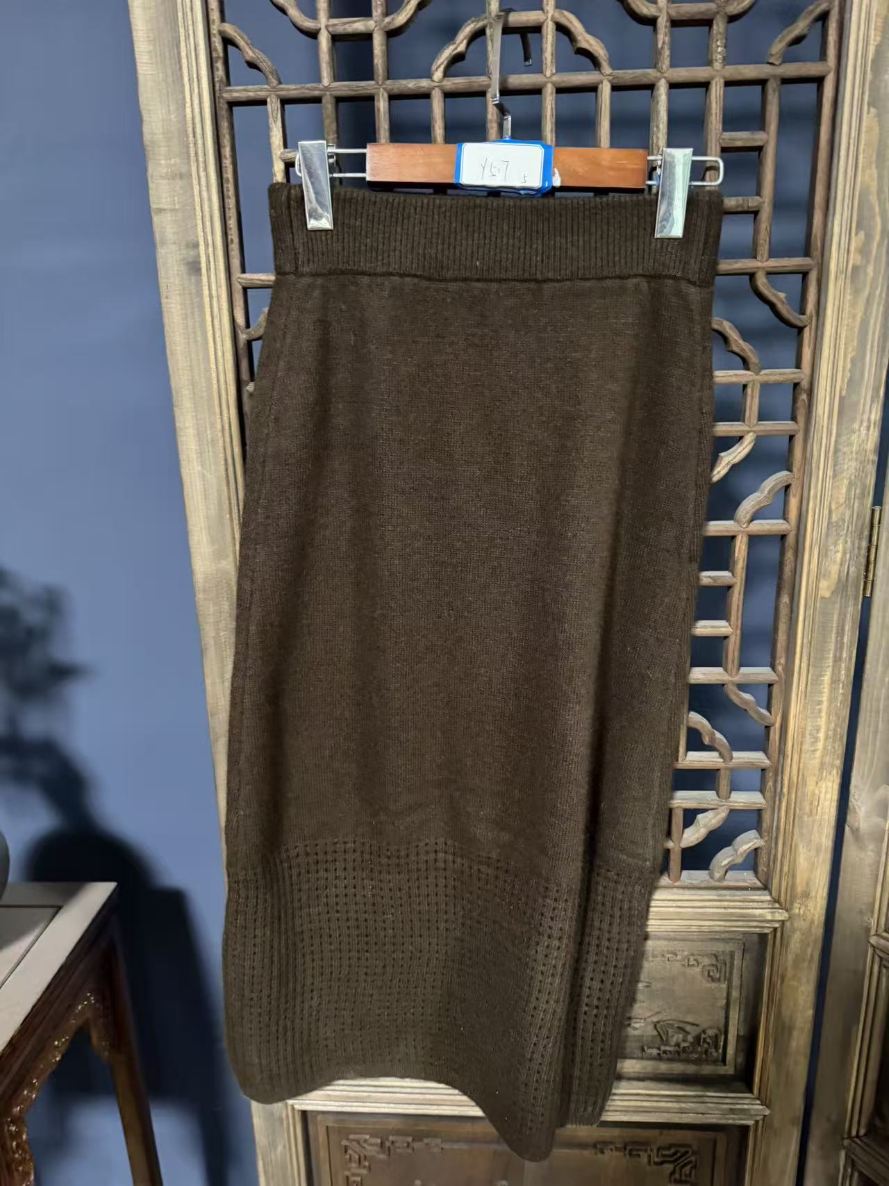 2025秋季新款时尚百搭羊毛半身裙女Y517