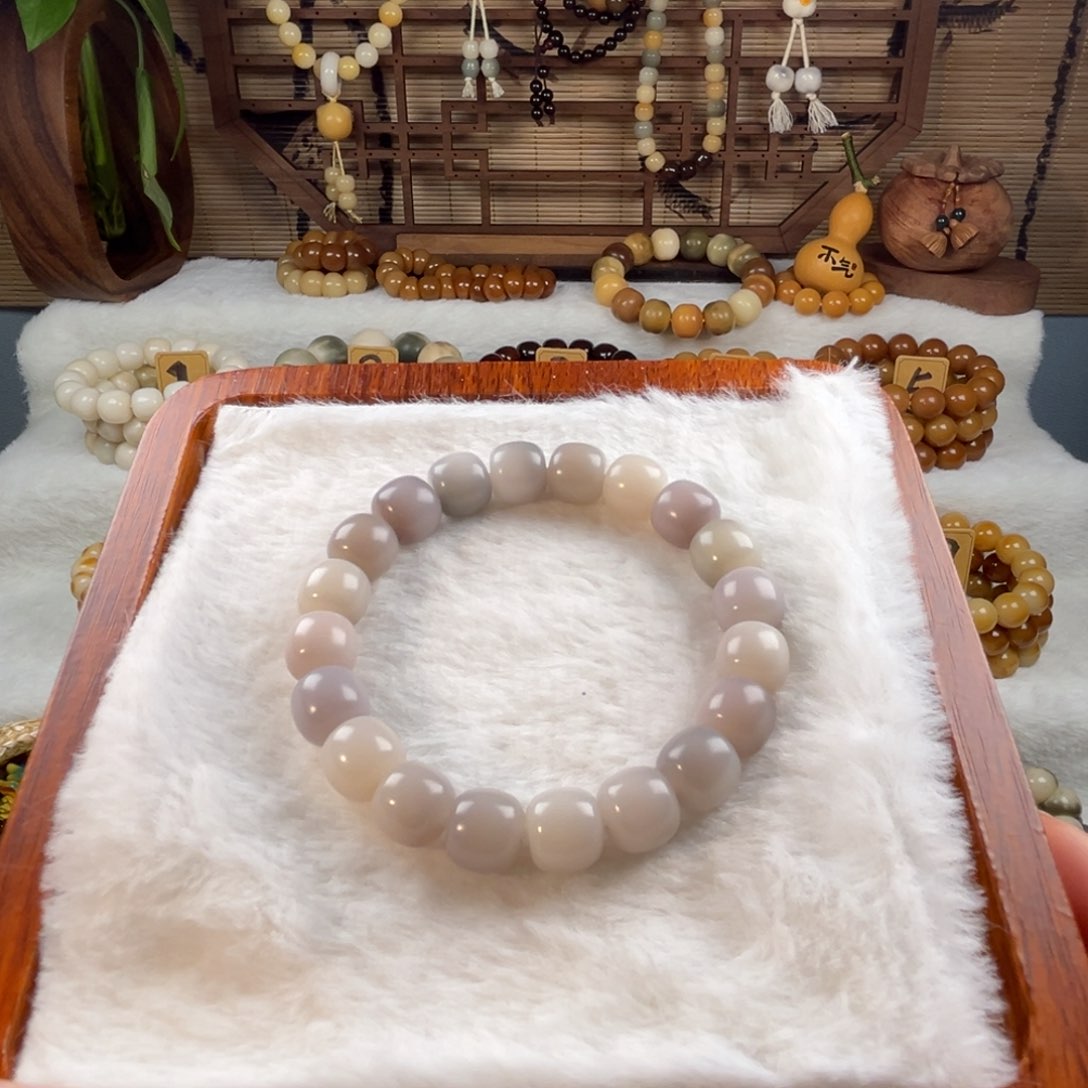 菩提根/象牙果手串透紫色