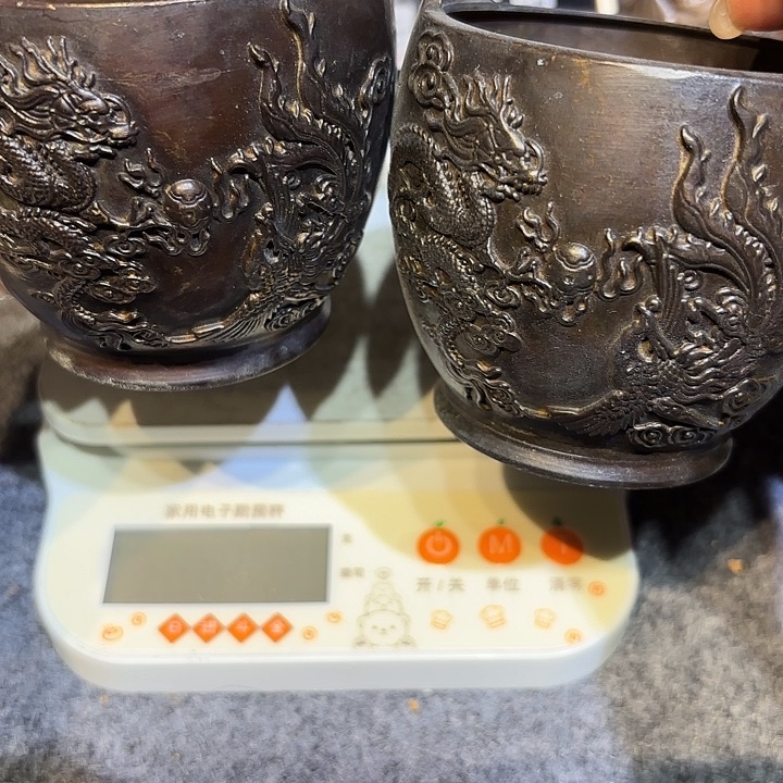 手***2不退不换，2个水桶