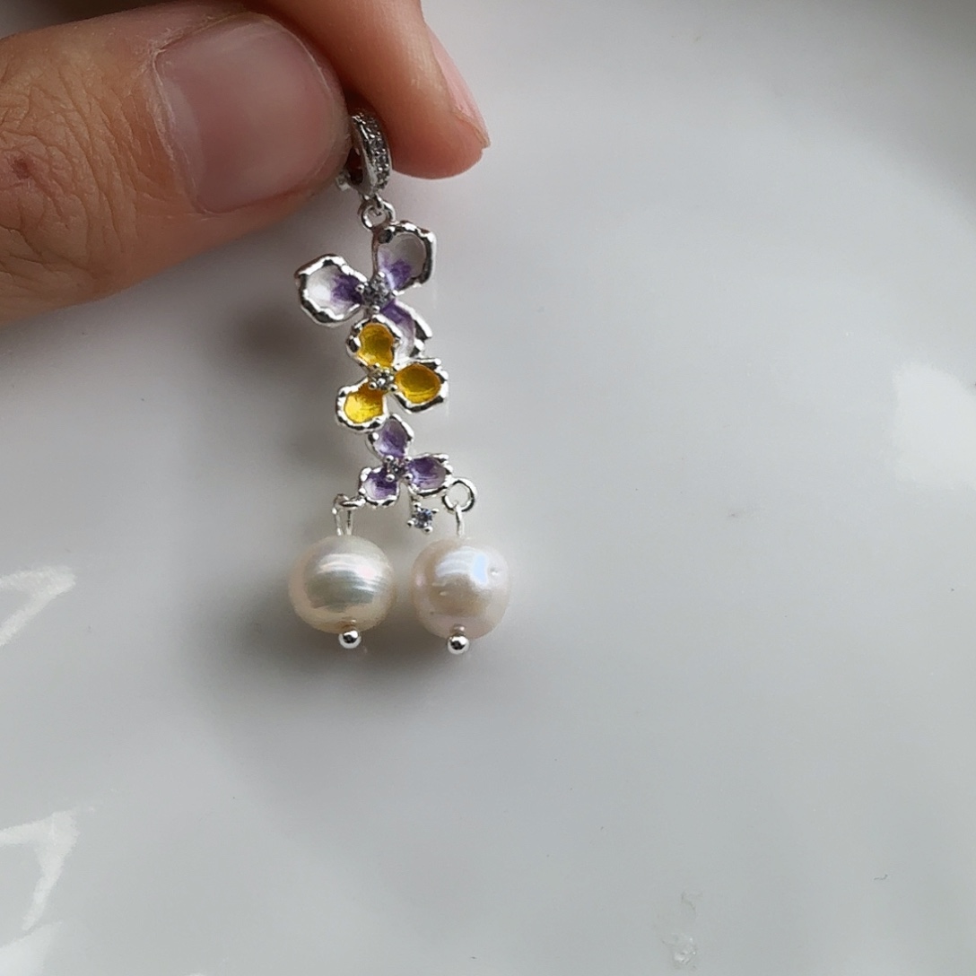 未镶嵌颈饰淡水珍珠