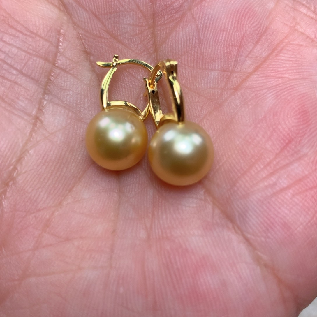 海水珍珠耳饰18K金镶嵌