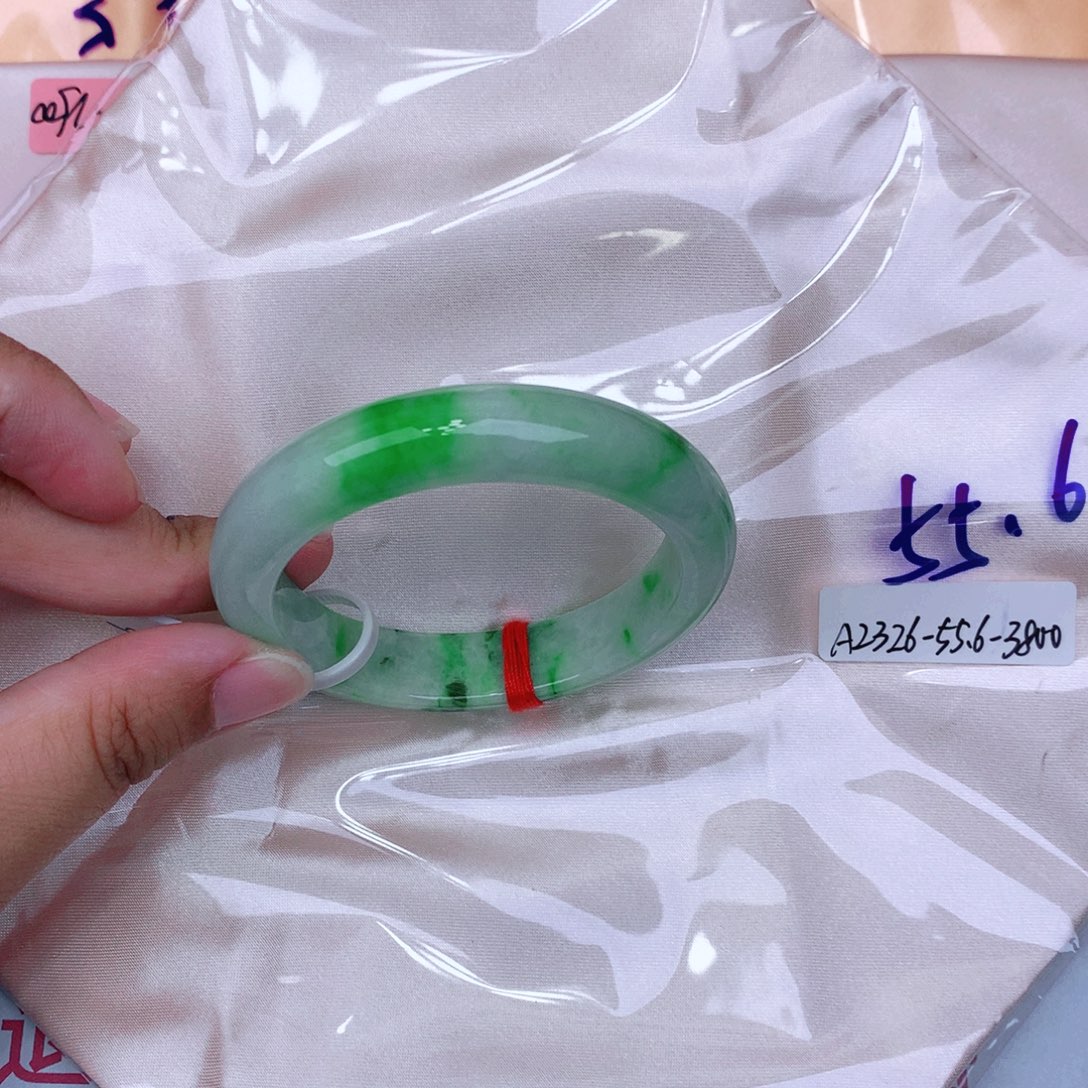 未镶嵌手镯翡翠缅甸翡翠