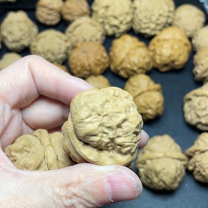 文玩核桃吊坠遗****绪蛤蟆