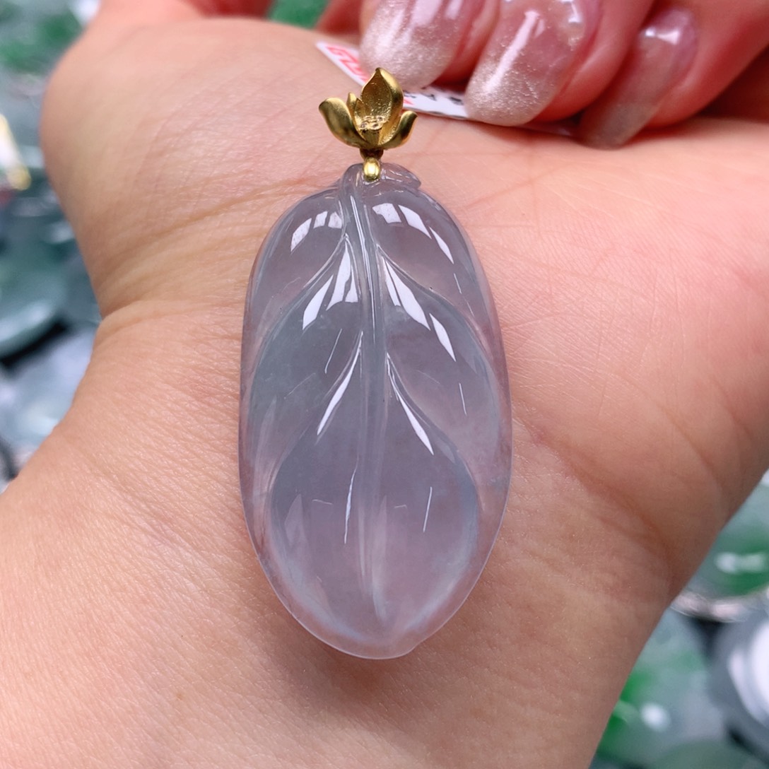 翡翠颈饰18K金镶嵌天然翡翠