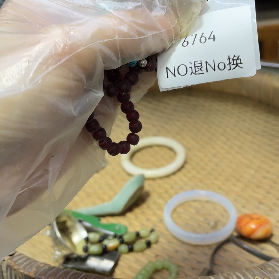 小***哥瓷片6764号工艺品