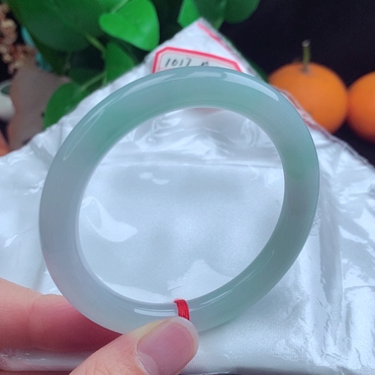 翡翠手镯未镶嵌   圆条54 水蓝色