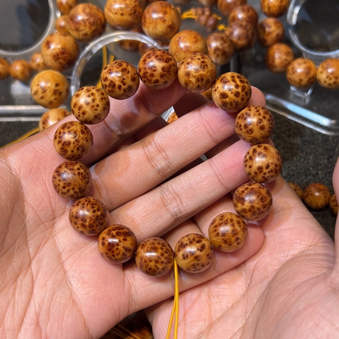 柏木（崖柏）手串/手链1.5爆满细雀眼