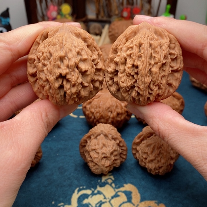 文玩核桃把件麦虎43