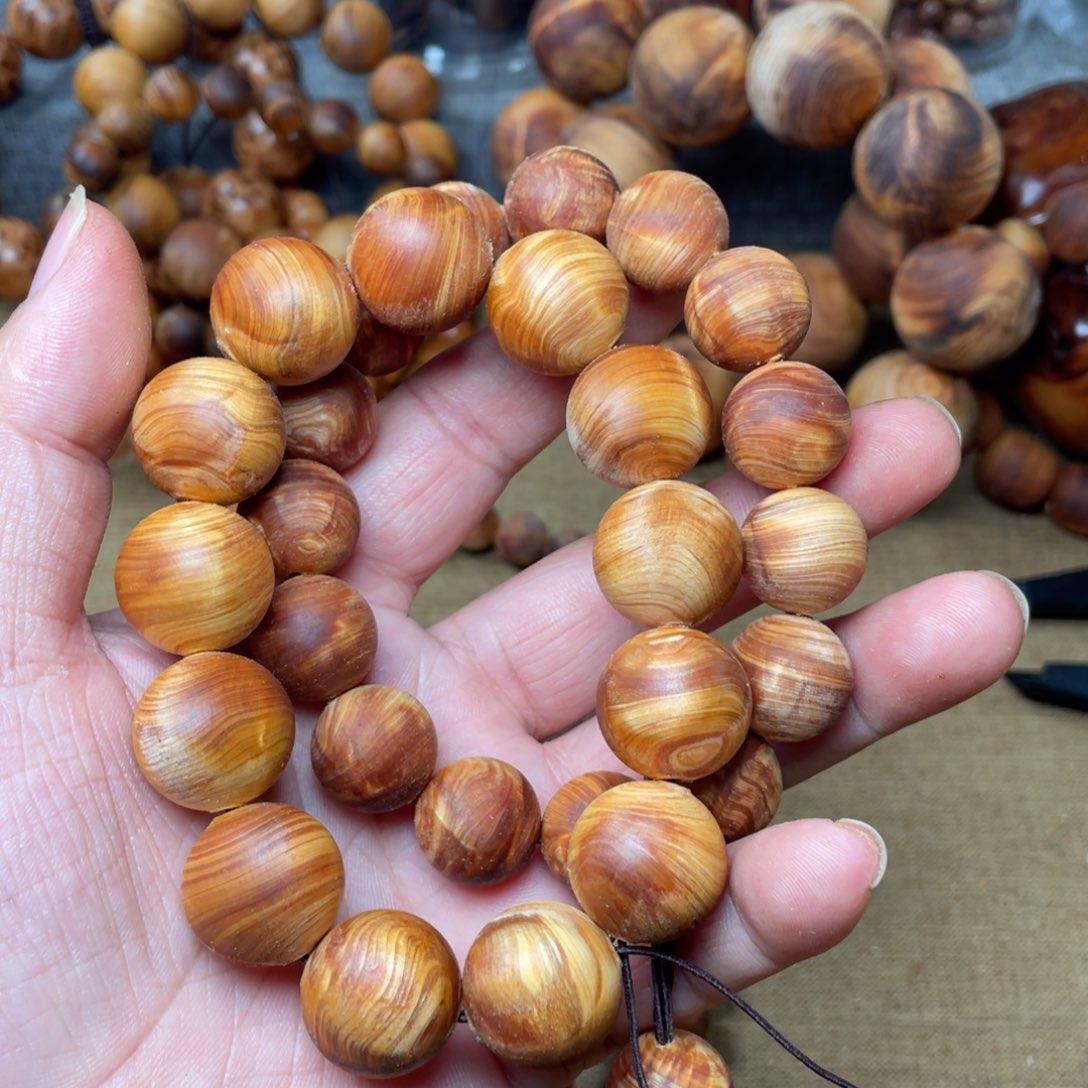 柏木（崖柏）无事牌橙**贝1.8太行崖柏