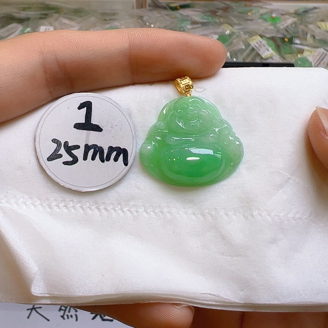 翡翠颈饰18K金镶嵌翡翠