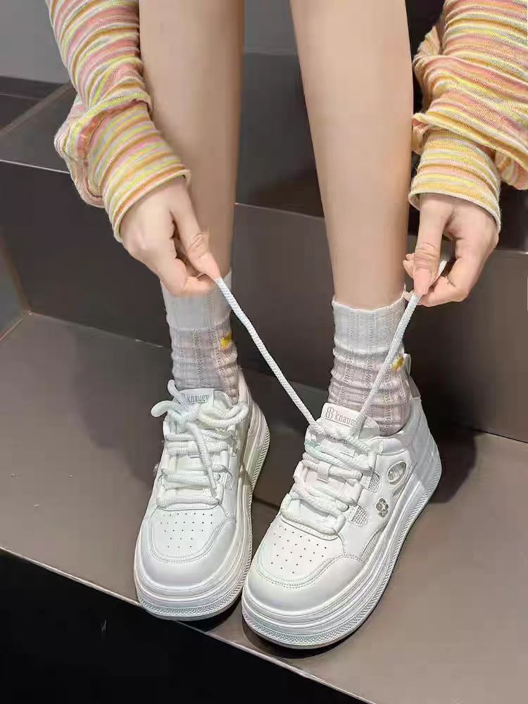 侧网小白鞋春款8879软厚底中跟系带女休闲鞋