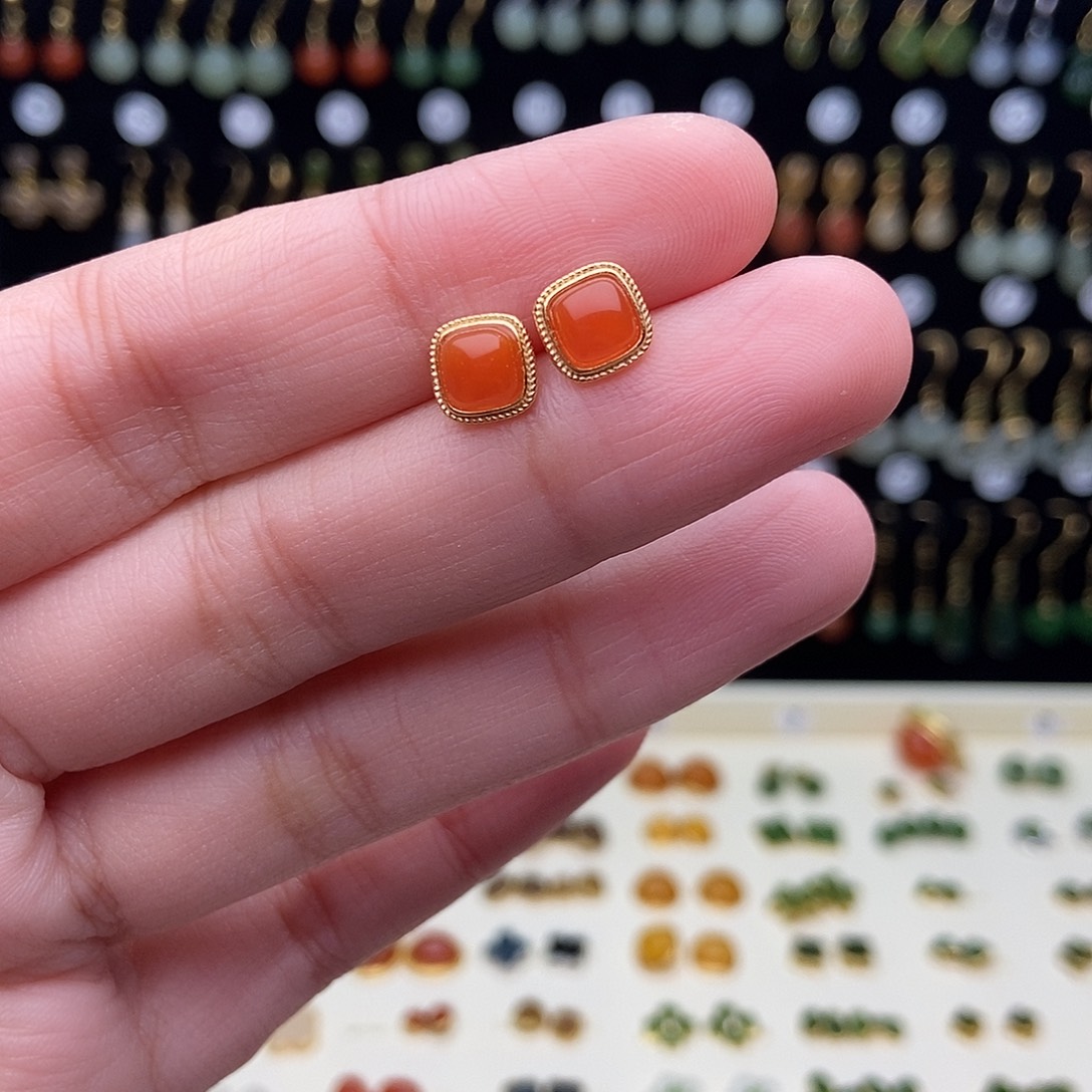 和田玉银S925镶嵌耳饰