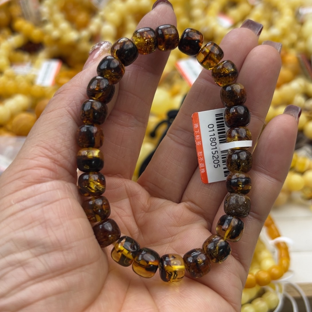 琥珀珠宝奇石未镶嵌