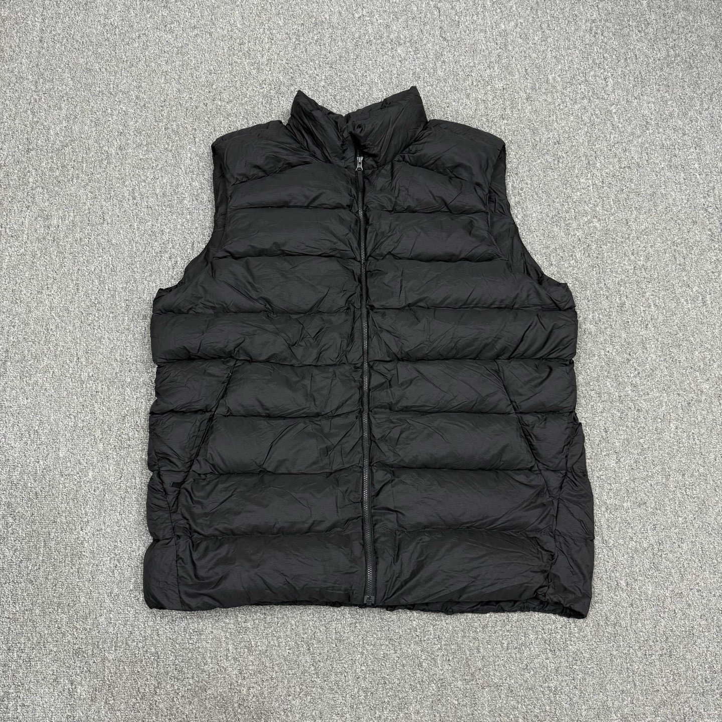 99新 ARC'TERYX/始祖鸟 17956605 黑色羽绒服背心马甲 XXL码99新