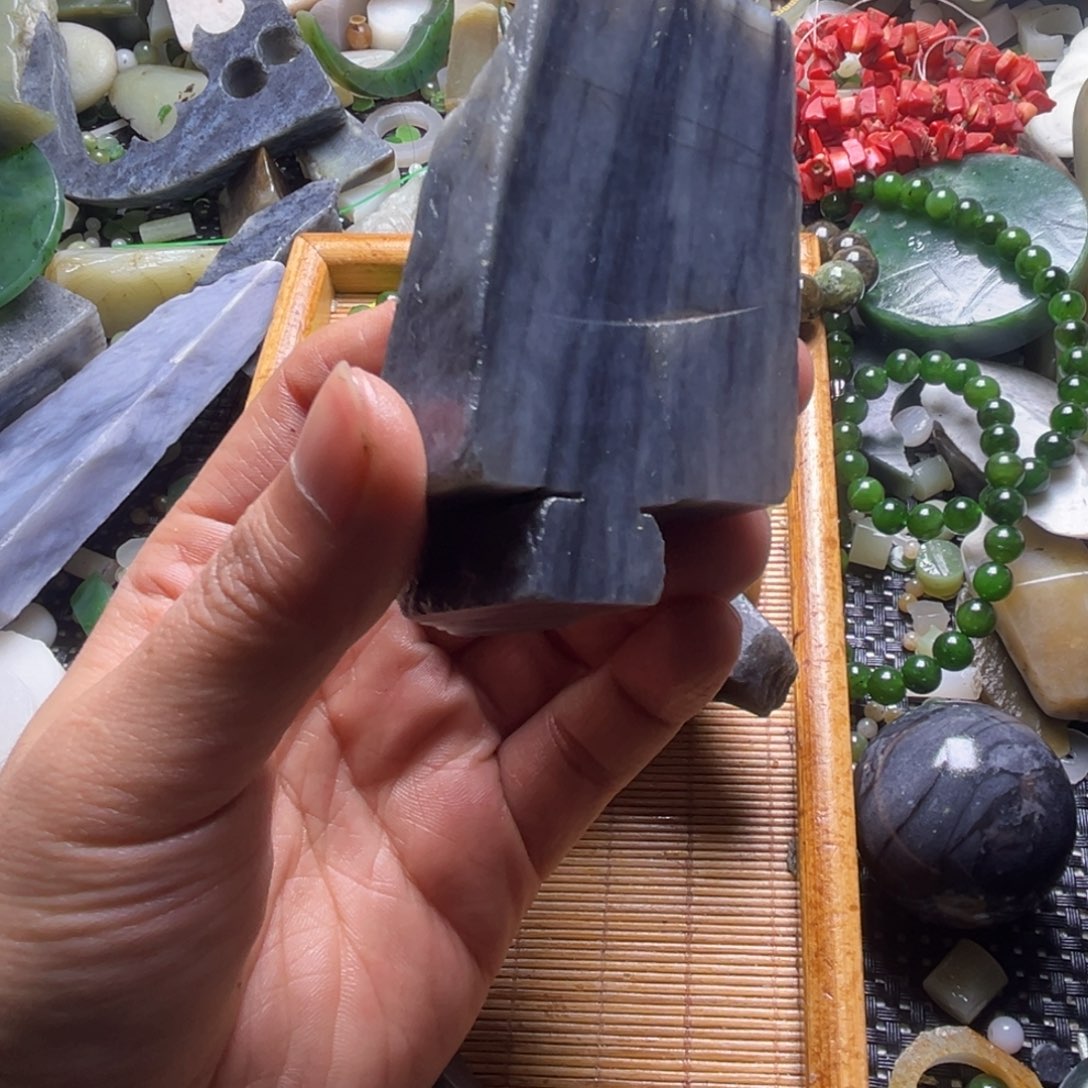 和田玉（糖玉）未镶嵌挂件