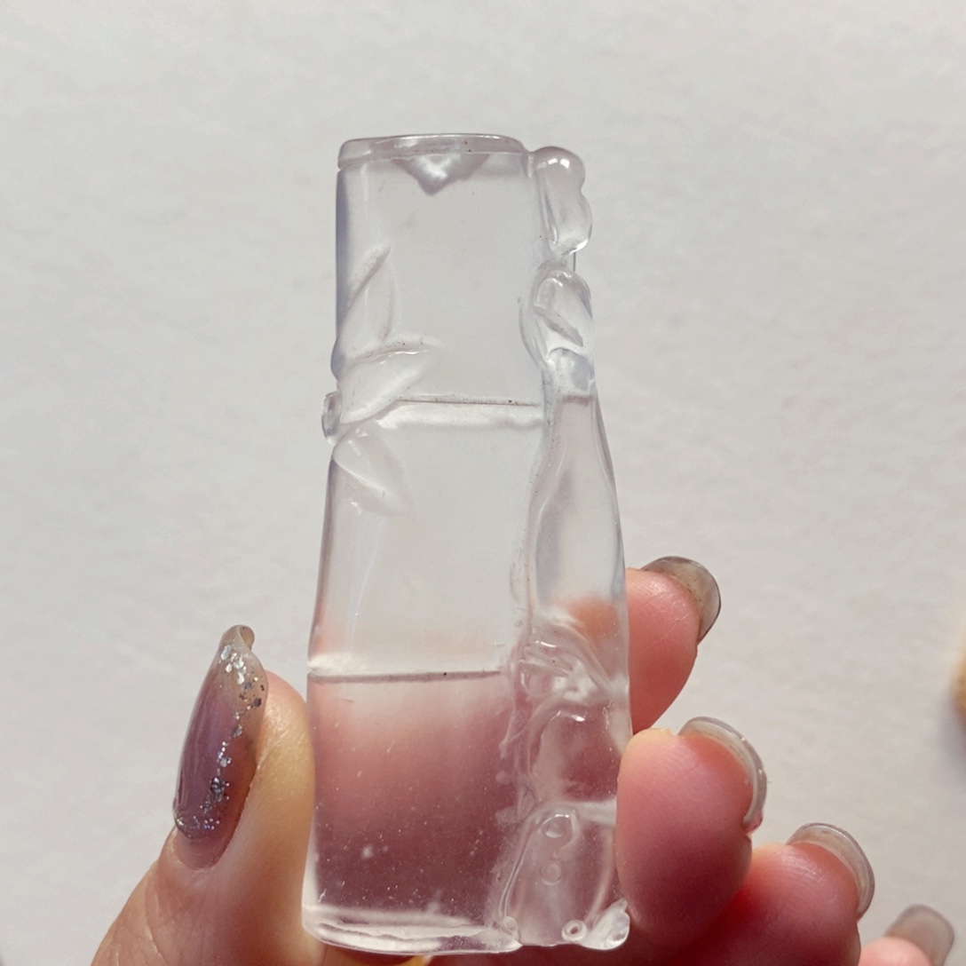 石英质玉未镶嵌颈饰