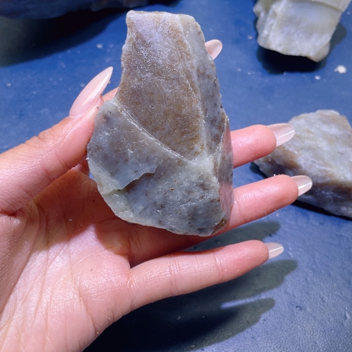 和田玉未镶嵌珠宝半成品