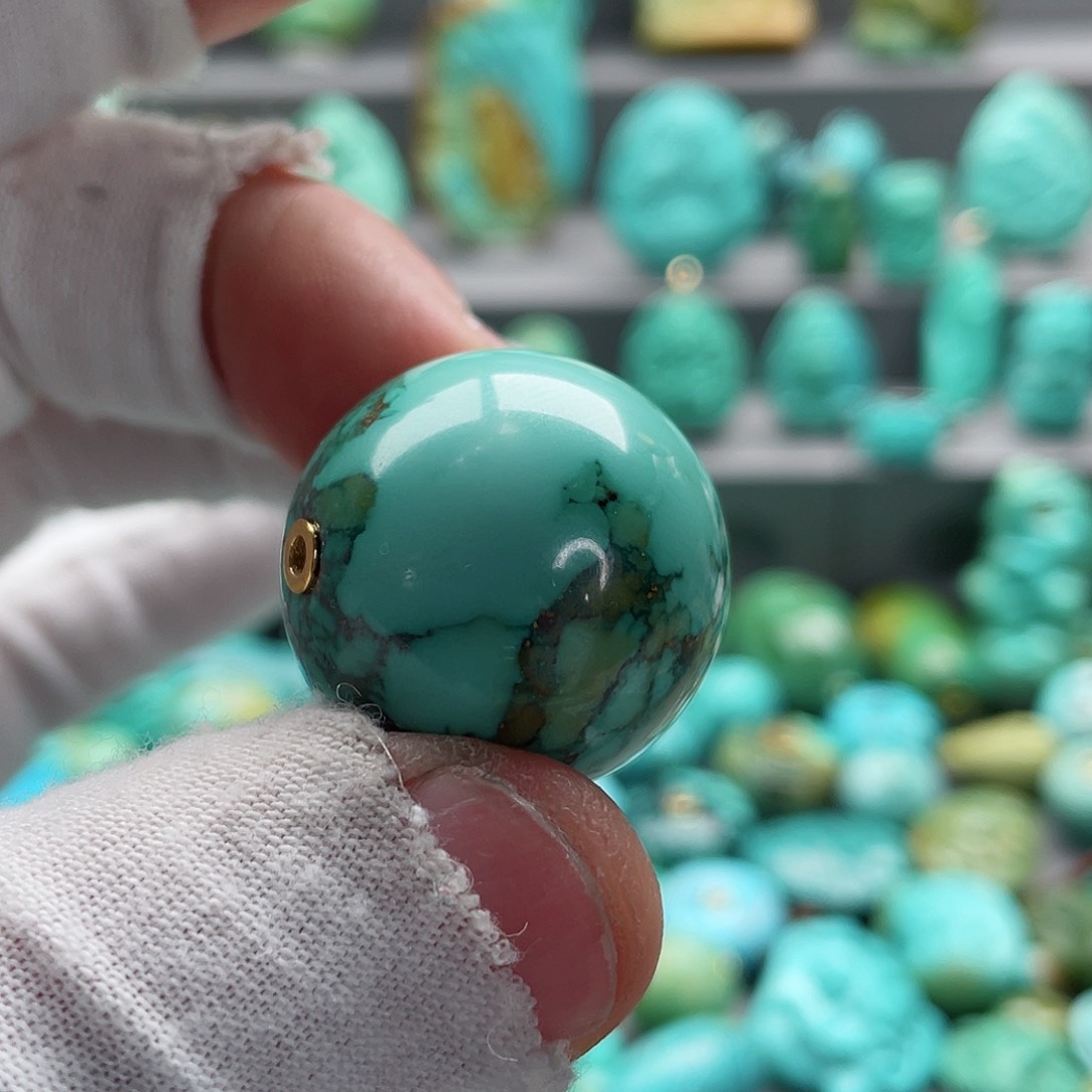 绿松石颈饰未镶嵌