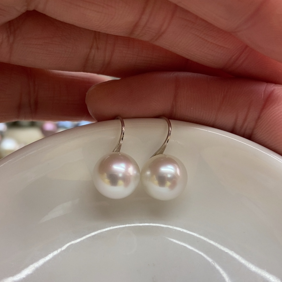 海水珍珠耳饰18K金镶嵌