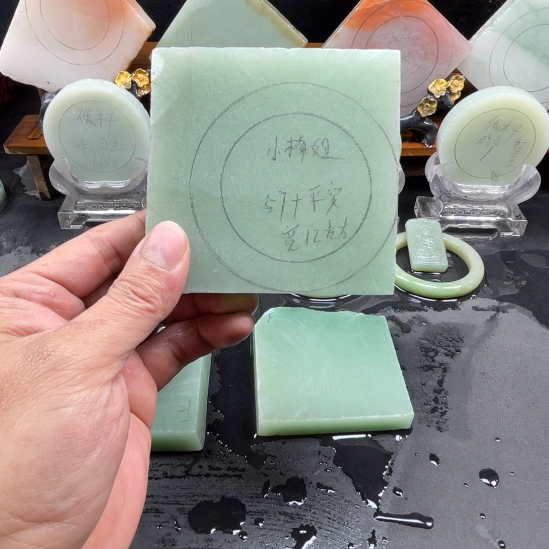 【闪购商品】定制石英质玉小*姐加工定制