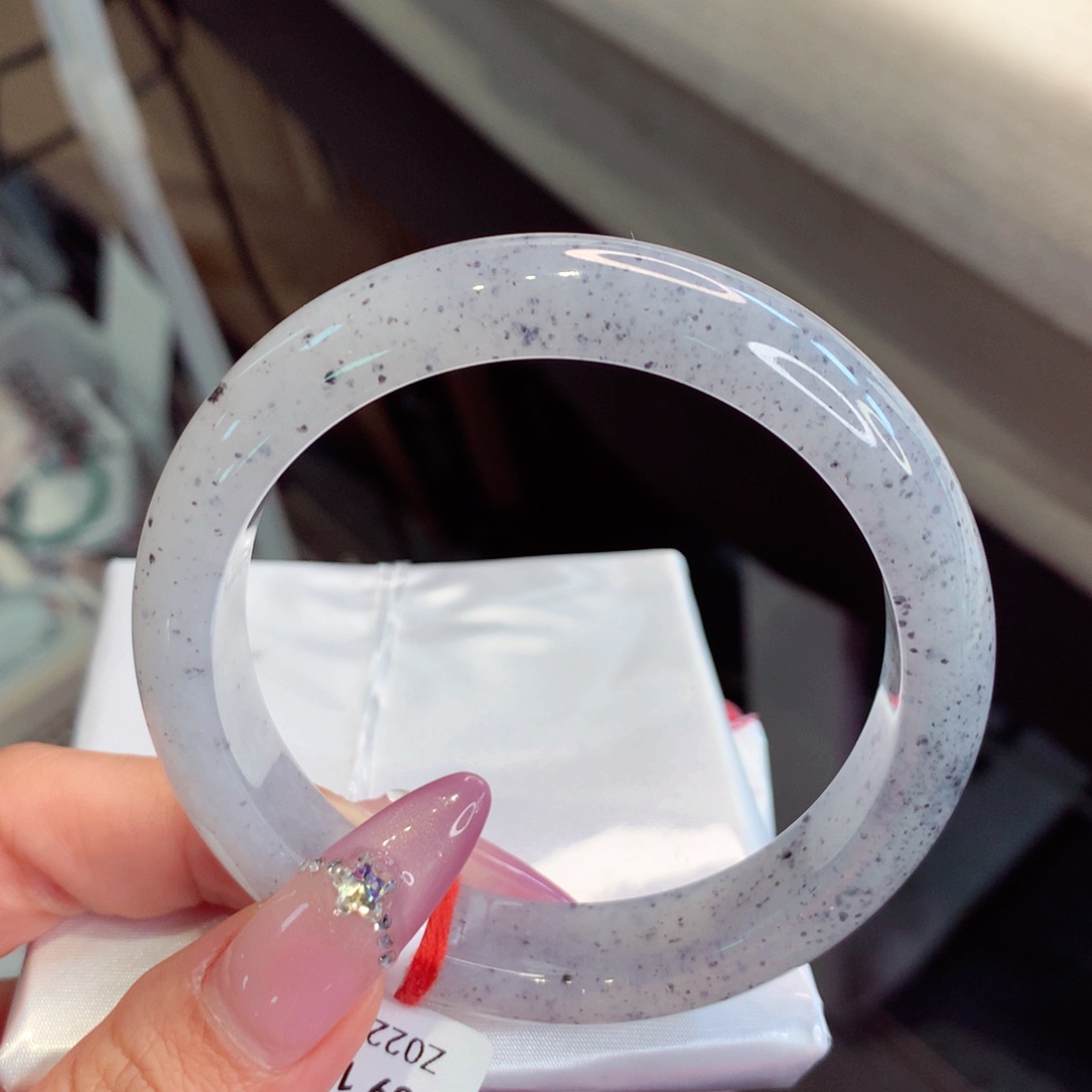 翡翠手镯未镶嵌正圈14号66