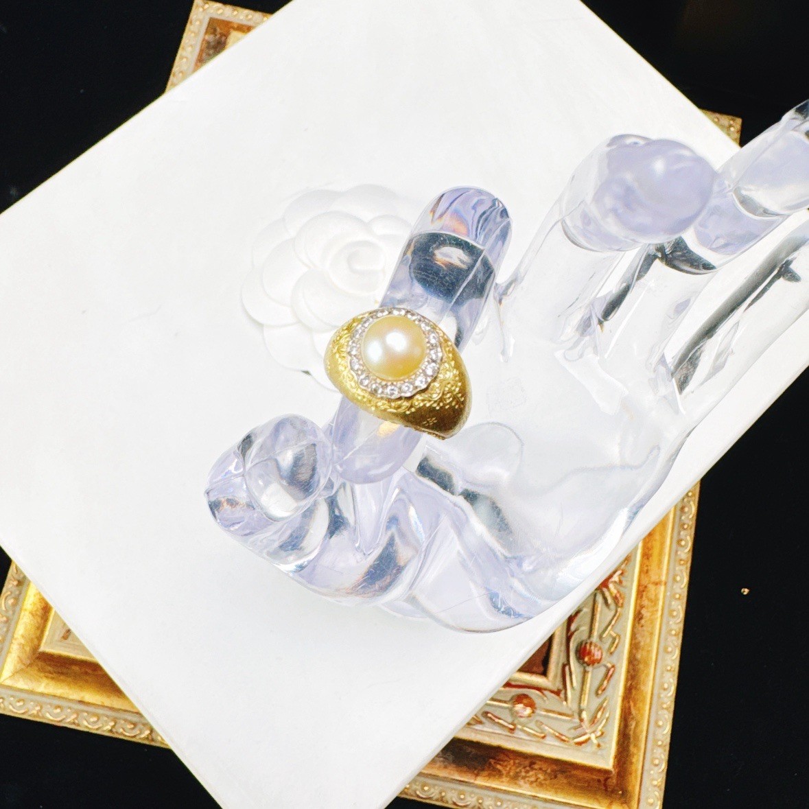 95新 BUCCELLATI/布契拉提 柚礼中古 /18K雕花珍珠戒指lz510445