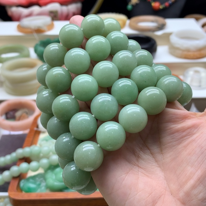 石英质玉czzzzzzxzzz未镶嵌