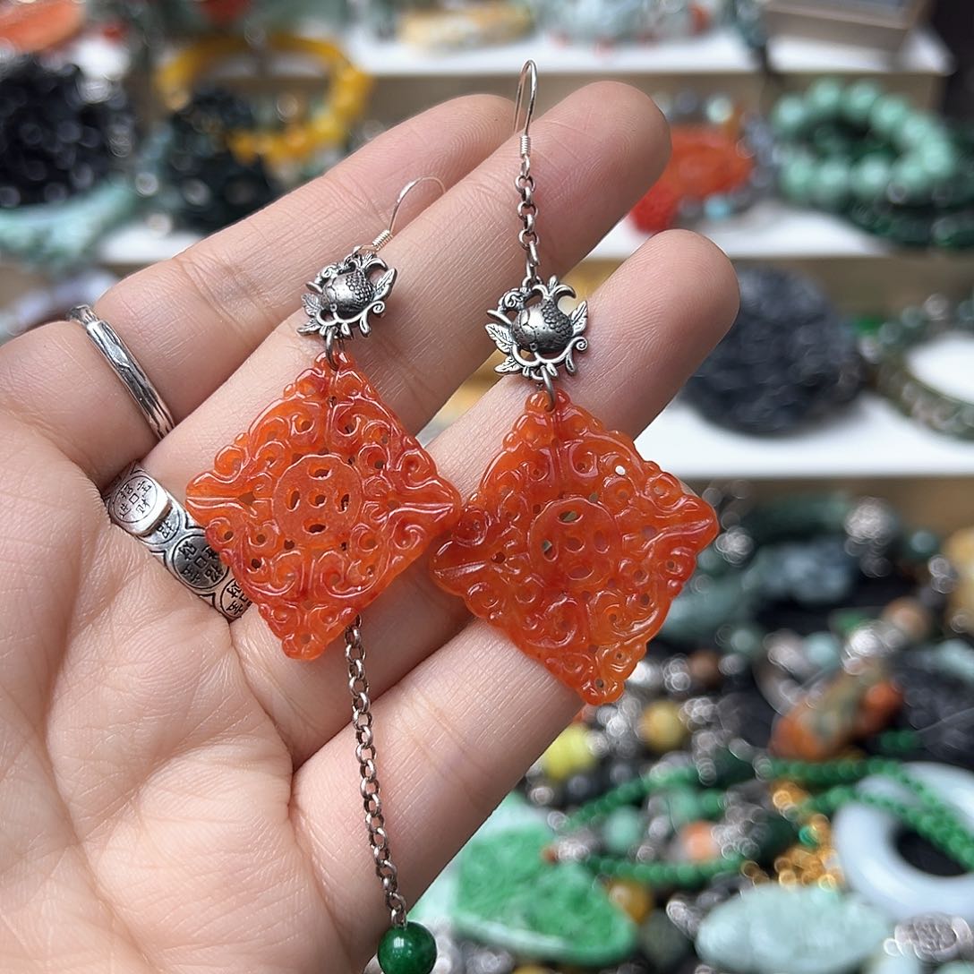 翡翠戒指未镶嵌炸