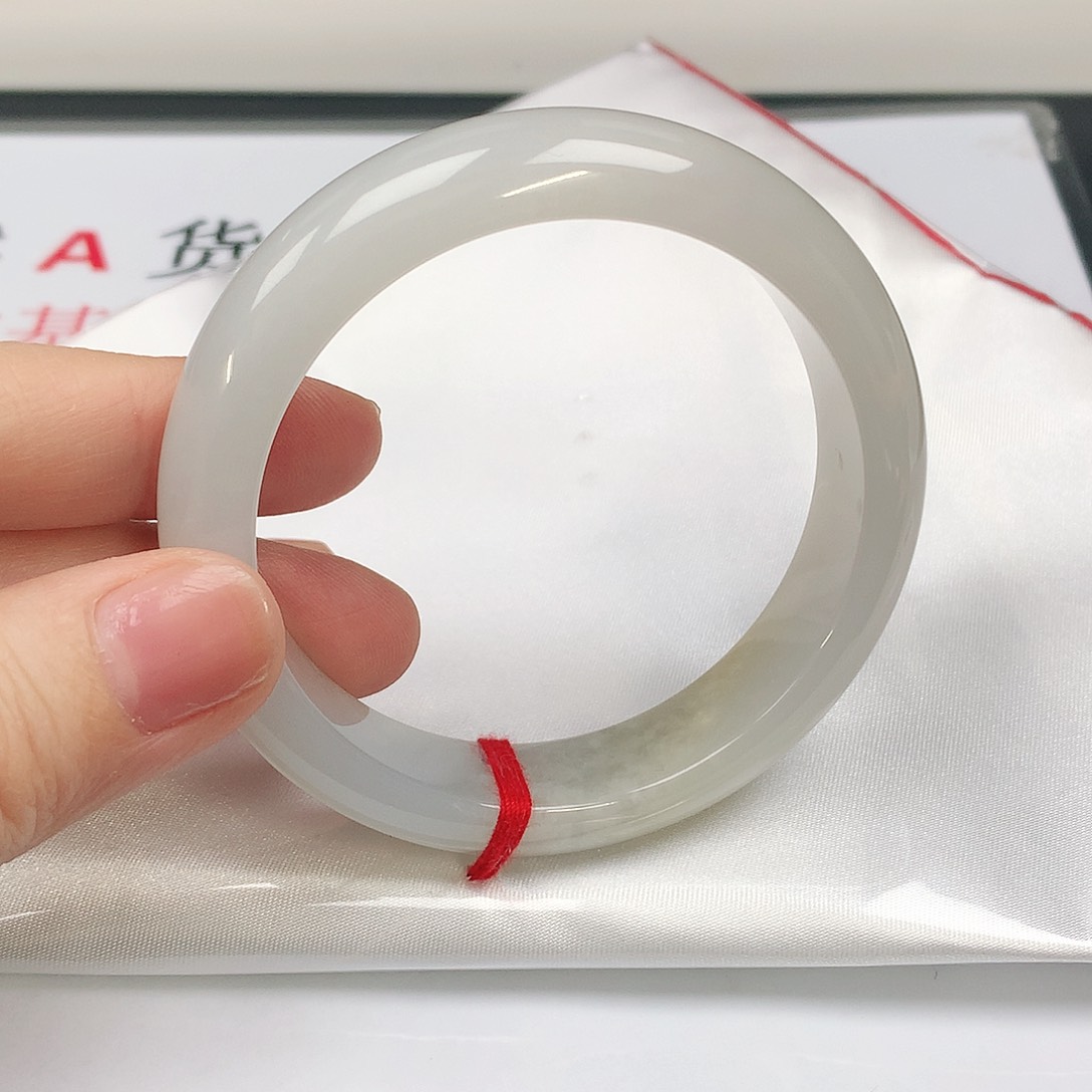 翡翠手镯未镶嵌806正