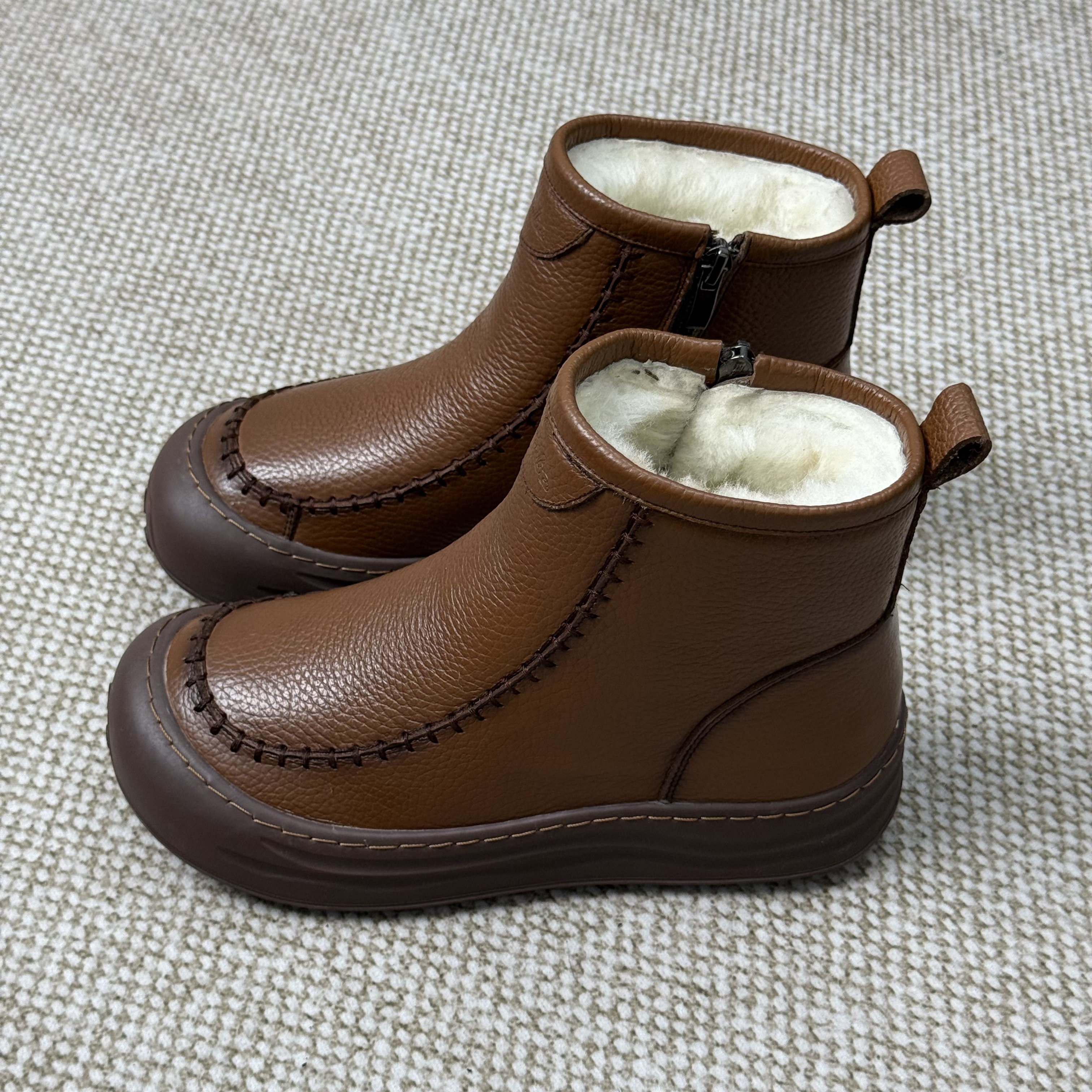 羊毛头层牛皮2025冬季新款皮羊毛一体厚底防滑保暖舒适真皮短靴女