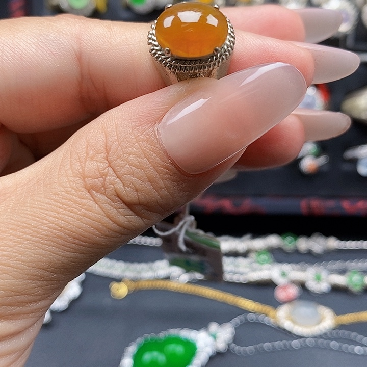 翡翠未镶嵌戒指缅甸翡翠