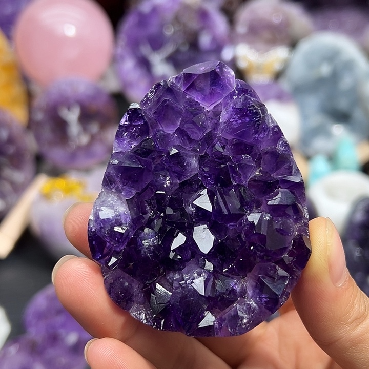 未镶嵌水晶珠宝半成品