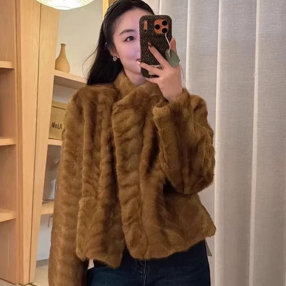 韩版高级感立领短款金叶貂皮毛一体保暖外套女一个扣