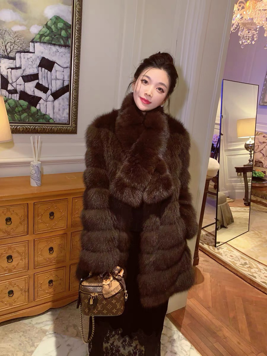 时尚显瘦高端大气女装外套～点这里付款就是你在直播间买的衣服