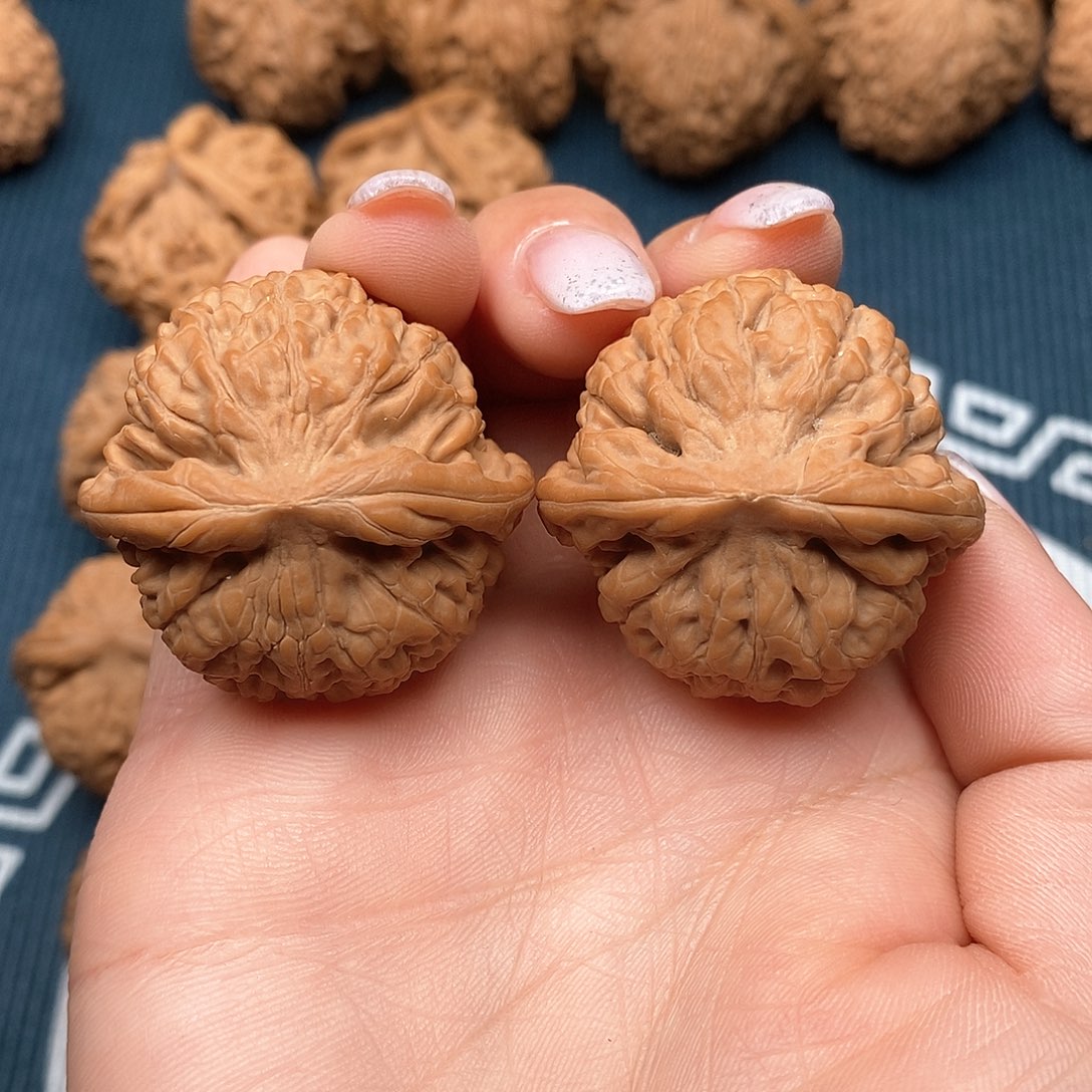 文玩核桃吊坠星*天莲花37