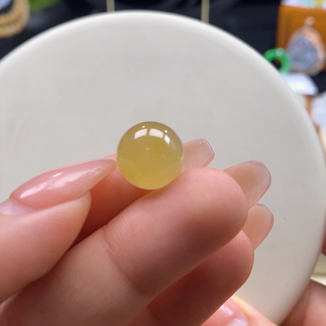 翡翠吊坠(不含链)未镶嵌翡翠冰黄圆珠