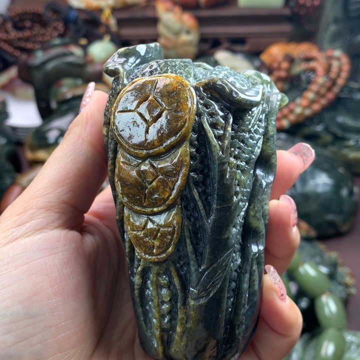 岫岩河磨玉（透闪石质玉）手把未镶嵌