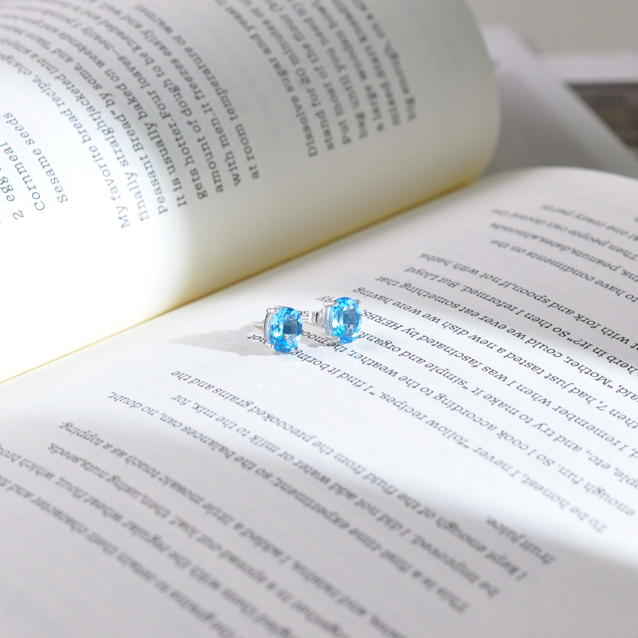 托帕石耳钉A4710011