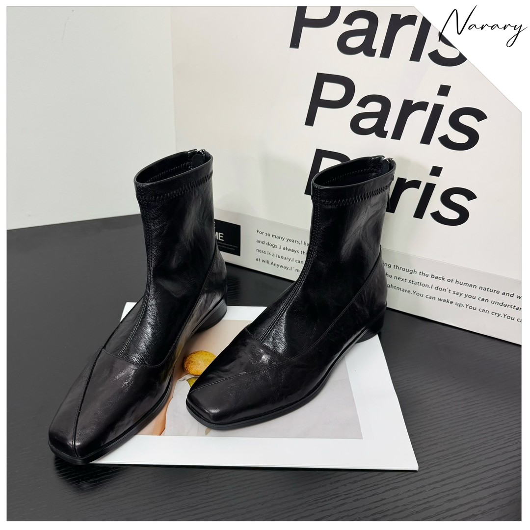 羊皮版秋冬新款黑色短靴方头粗跟显瘦弹力瘦瘦靴后拉链通勤靴子女