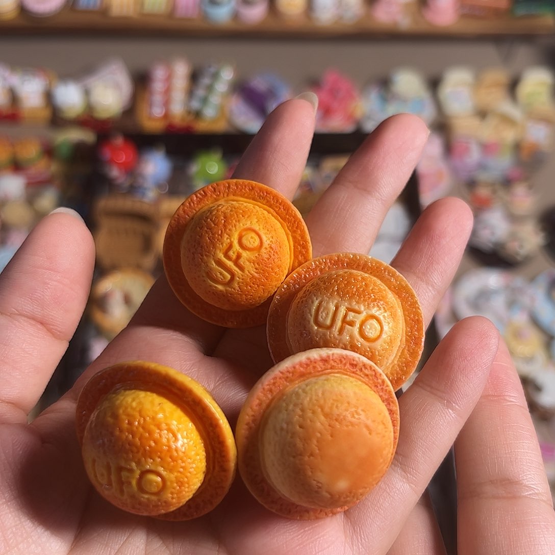 树脂朵爷飞碟汉堡4个