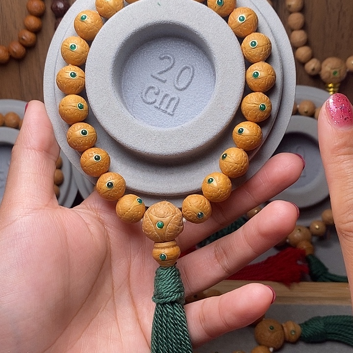 手串凤眼菩提12mm➕绿宝石镶嵌