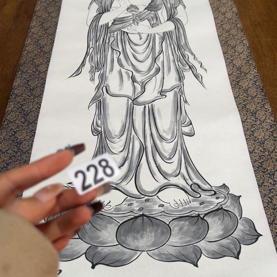 出**只哈哈哈哈哈228