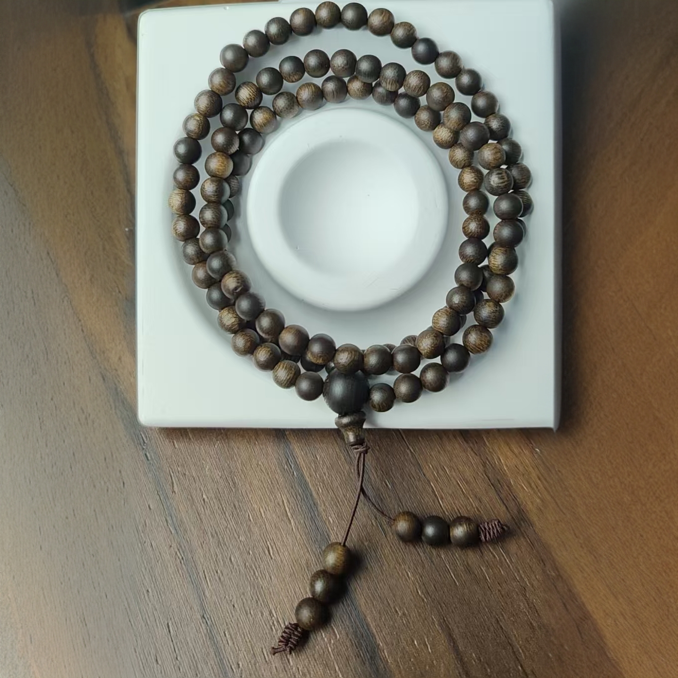 bg011海南莺歌绿奇楠沉香九分沉水0.6圆珠多圈手串