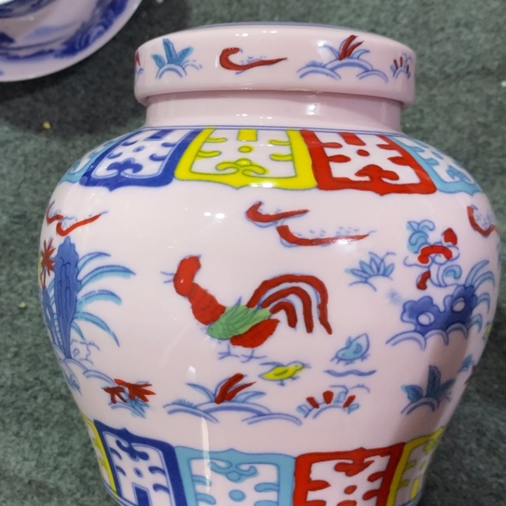 摆件瓷红稀土金鸡大罐子