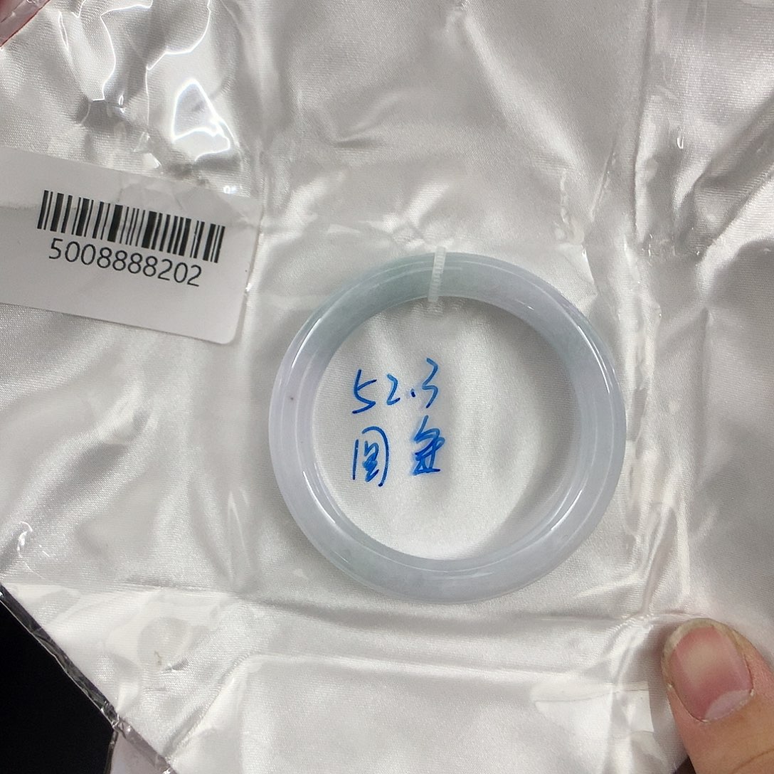 翡翠手镯未镶嵌天然缅甸翡翠手镯