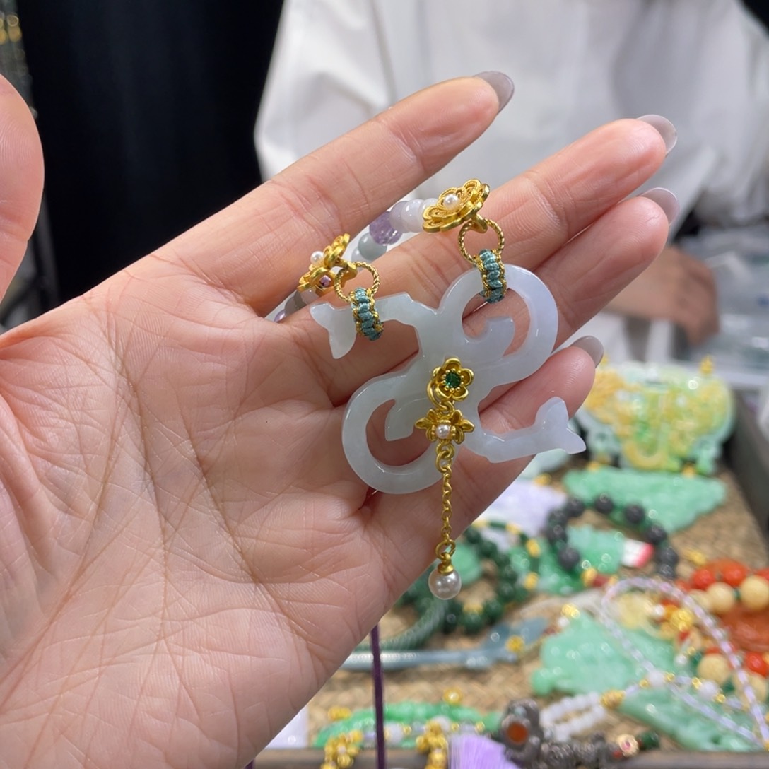 翡翠颈饰未镶嵌代编织