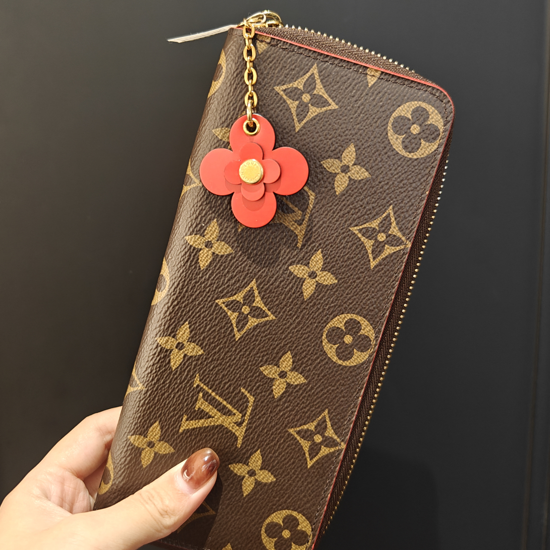 99新 LouisVuitton/路易威登 小红花吊坠长款钱包