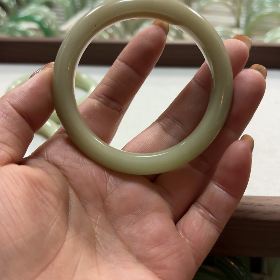 未镶嵌手镯东陵石玲*